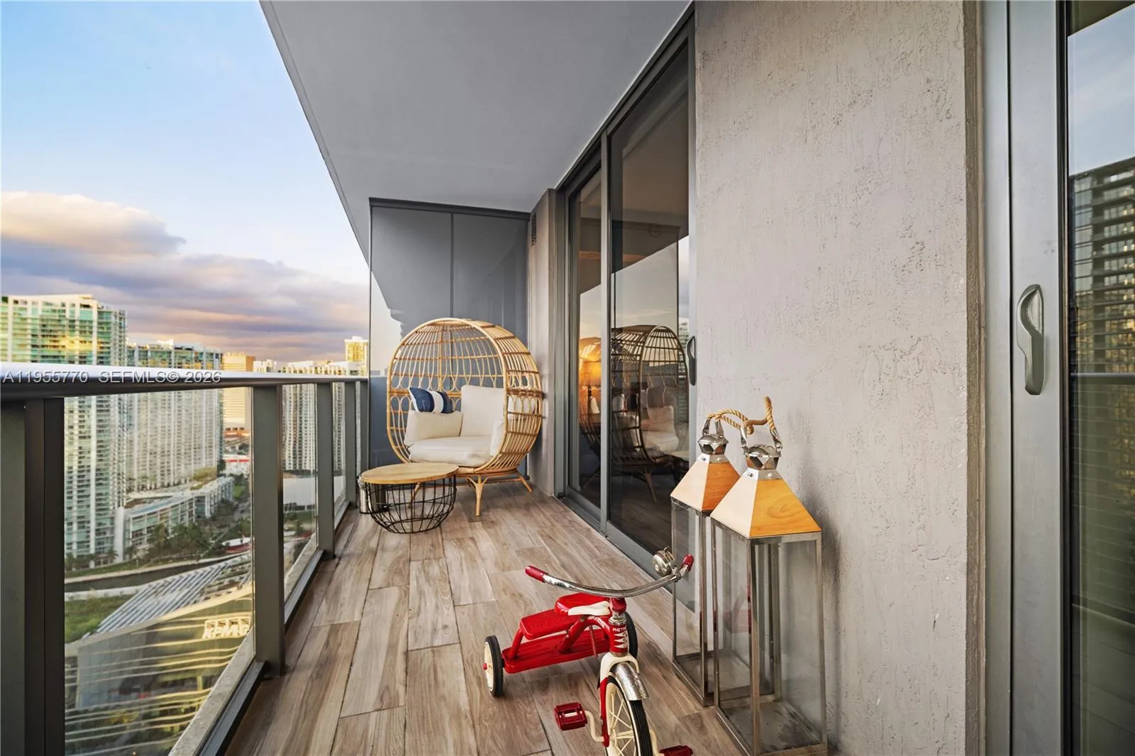 801 S Miami Ave 3601, Miami, Florida 33130, Miami, Florida 33130, 3 Bedrooms Bedrooms, ,4 BathroomsBathrooms,Residential Lease,For Rent,801 S Miami Ave 3601, Miami, Florida 33130,A11955770