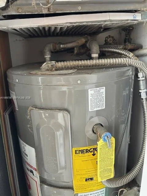 301 Se 3rd St 601, Dania Beach, Florida 33004, Dania Beach, Florida 33004, 2 Bedrooms Bedrooms, ,2 BathroomsBathrooms,Residential,For Sale,301 Se 3rd St 601, Dania Beach, Florida 33004,A11956786