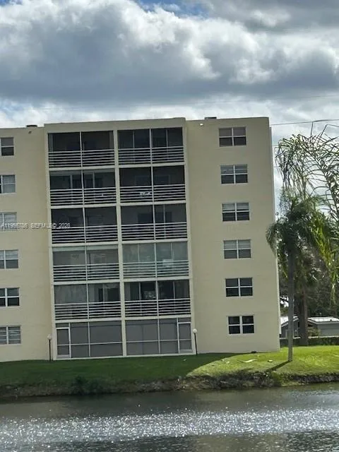 301 Se 3rd St 601, Dania Beach, Florida 33004, Dania Beach, Florida 33004, 2 Bedrooms Bedrooms, ,2 BathroomsBathrooms,Residential,For Sale,301 Se 3rd St 601, Dania Beach, Florida 33004,A11956786