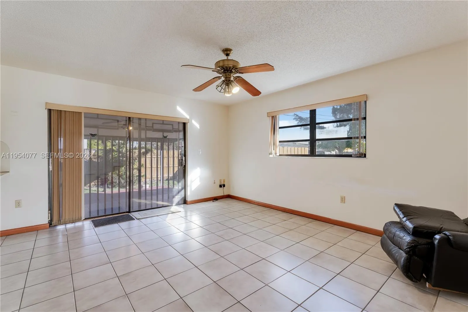 3895 Sw 68th Ave, Miami, Florida 33155, Miami, Florida 33155, 3 Bedrooms Bedrooms, ,2 BathroomsBathrooms,Residential,For Sale,3895 Sw 68th Ave, Miami, Florida 33155,A11954077