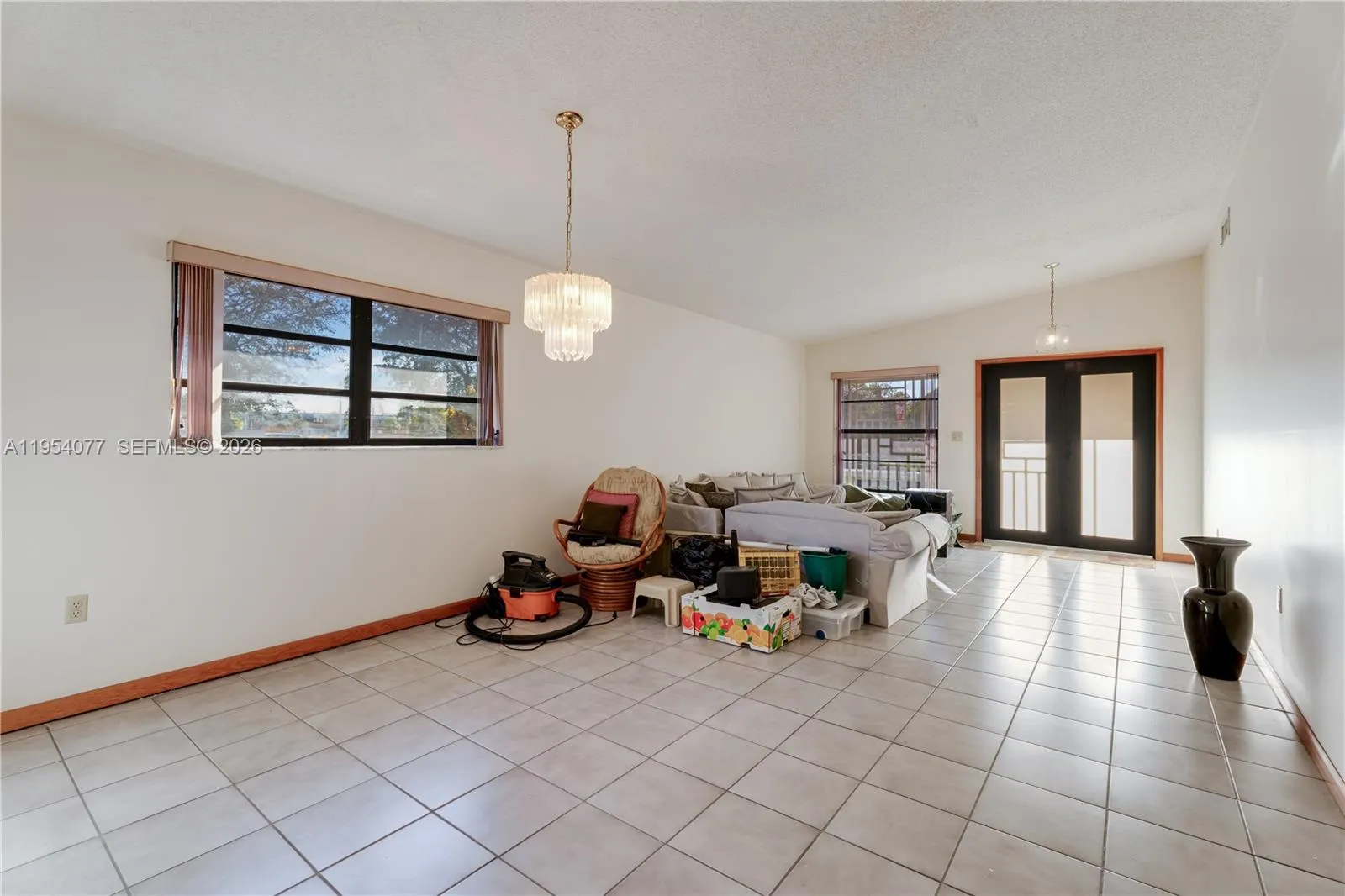 3895 Sw 68th Ave, Miami, Florida 33155, Miami, Florida 33155, 3 Bedrooms Bedrooms, ,2 BathroomsBathrooms,Residential,For Sale,3895 Sw 68th Ave, Miami, Florida 33155,A11954077