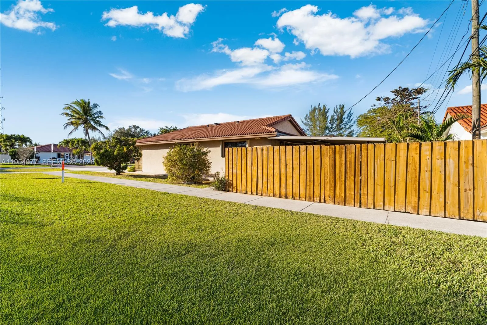 3895 Sw 68th Ave, Miami, Florida 33155, Miami, Florida 33155, 3 Bedrooms Bedrooms, ,2 BathroomsBathrooms,Residential,For Sale,3895 Sw 68th Ave, Miami, Florida 33155,A11954077