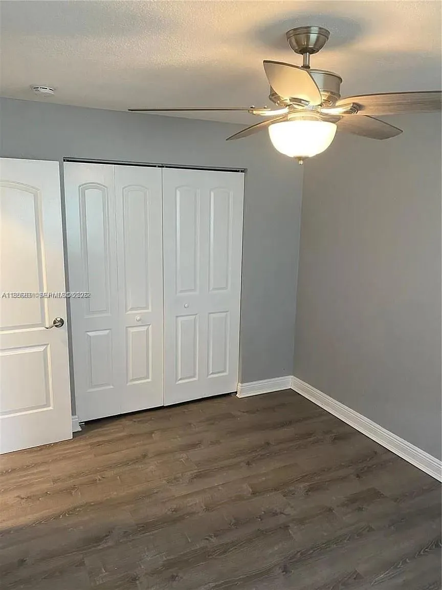 240 Se 9th Ave, Pompano Beach, Florida 33060, Pompano Beach, Florida 33060, ,Residential Income,For Sale,240 Se 9th Ave, Pompano Beach, Florida 33060,A11956831