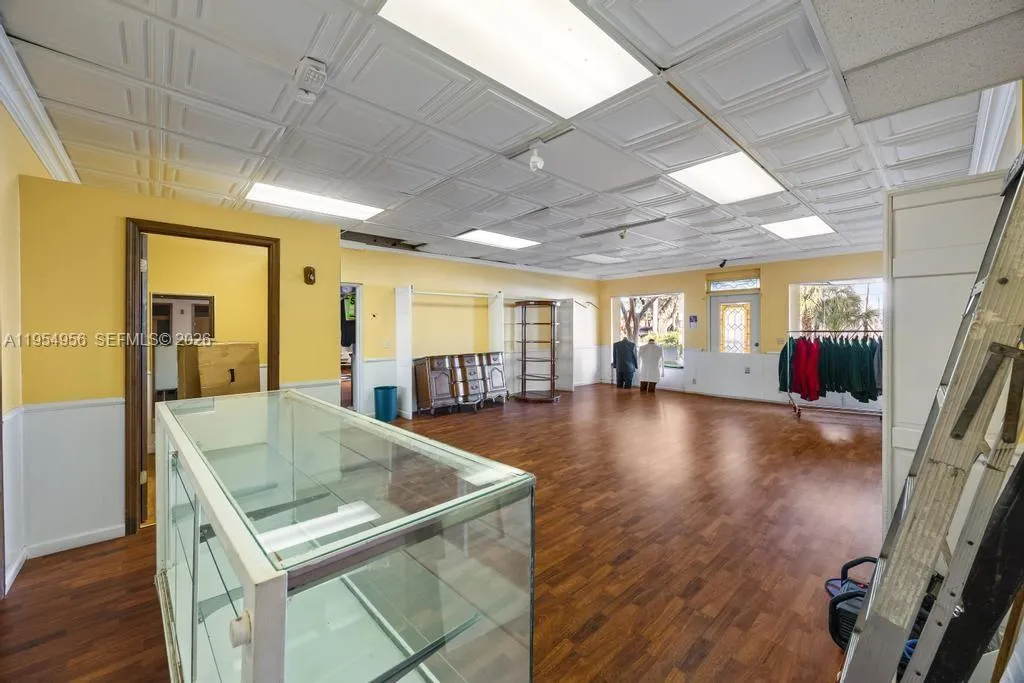 4066 W Broward Blvd, Plantation, Florida 33317, Plantation, Florida 33317, ,Commercial Lease,For Rent,4066 W Broward Blvd, Plantation, Florida 33317,A11954956