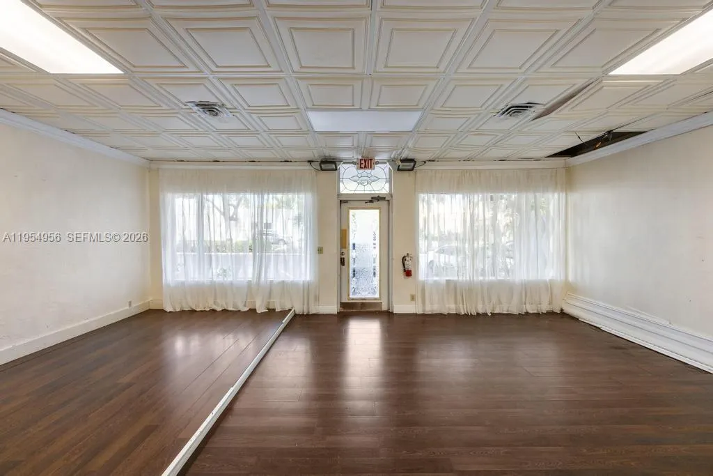 4066 W Broward Blvd, Plantation, Florida 33317, Plantation, Florida 33317, ,Commercial Lease,For Rent,4066 W Broward Blvd, Plantation, Florida 33317,A11954956