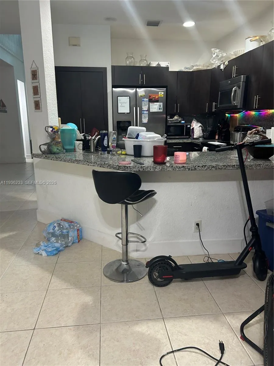 948 Nw Phoenix Way, Weston, Florida 33327, Weston, Florida 33327, 4 Bedrooms Bedrooms, ,2 BathroomsBathrooms,Residential,For Sale,948 Nw Phoenix Way, Weston, Florida 33327,A11936233