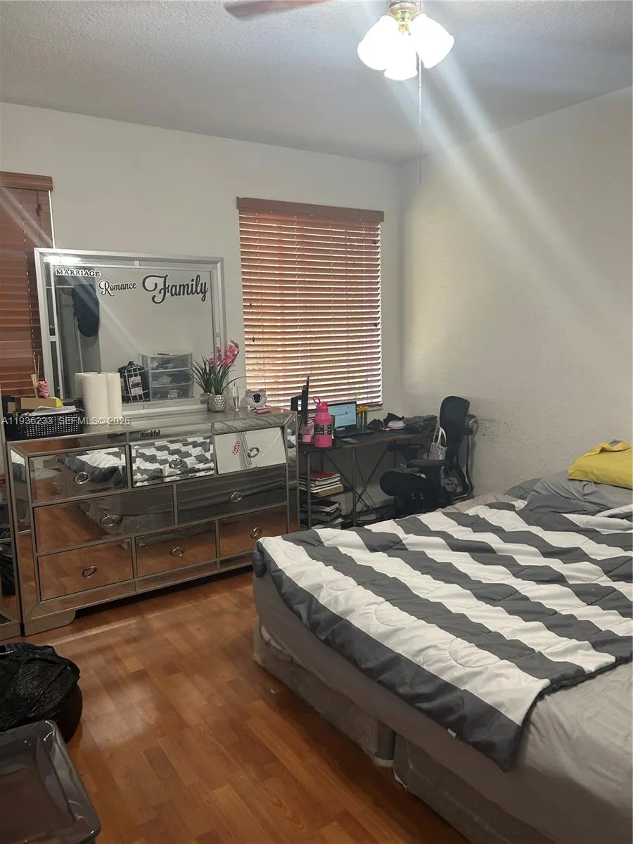 948 Nw Phoenix Way, Weston, Florida 33327, Weston, Florida 33327, 4 Bedrooms Bedrooms, ,2 BathroomsBathrooms,Residential,For Sale,948 Nw Phoenix Way, Weston, Florida 33327,A11936233