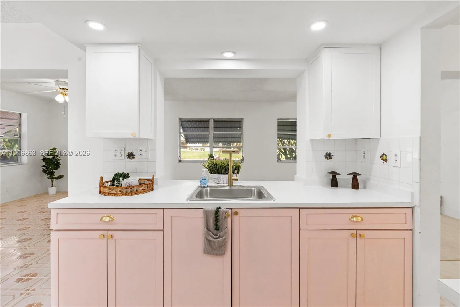 5706 Nw 81st Ave, Tamarac, Florida 33321, Tamarac, Florida 33321, 2 Bedrooms Bedrooms, ,2 BathroomsBathrooms,Residential,For Sale,5706 Nw 81st Ave, Tamarac, Florida 33321,A11956863
