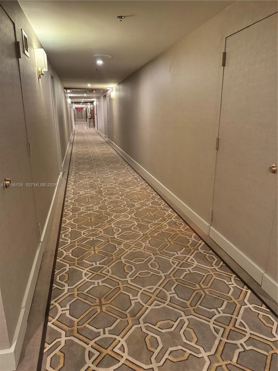 11113 Biscayne Blvd 351, Miami, Florida 33181, Miami, Florida 33181, 2 Bedrooms Bedrooms, ,2 BathroomsBathrooms,Residential,For Sale,11113 Biscayne Blvd 351, Miami, Florida 33181,A11956135