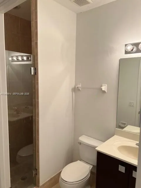 9952 Nw 10th St 9952, Miami, Florida 33172, Miami, Florida 33172, 4 Bedrooms Bedrooms, ,4 BathroomsBathrooms,Residential Lease,For Rent,9952 Nw 10th St 9952, Miami, Florida 33172,A11956914