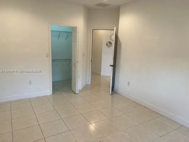 9952 Nw 10th St 9952, Miami, Florida 33172, Miami, Florida 33172, 4 Bedrooms Bedrooms, ,4 BathroomsBathrooms,Residential Lease,For Rent,9952 Nw 10th St 9952, Miami, Florida 33172,A11956914