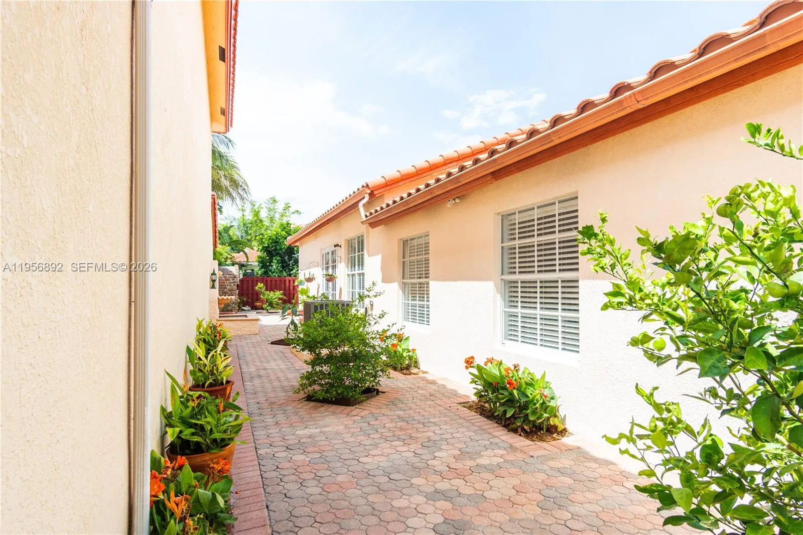 10564 Nw 57th St, Doral, Florida 33178, Doral, Florida 33178, 4 Bedrooms Bedrooms, ,2 BathroomsBathrooms,Residential,For Sale,10564 Nw 57th St, Doral, Florida 33178,A11956892