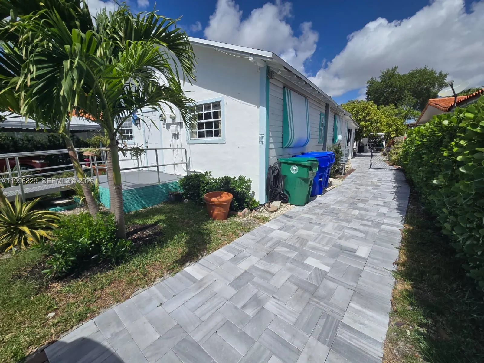 3083 Sw 17th St, Miami, Florida 33145, Miami, Florida 33145, 3 Bedrooms Bedrooms, ,3 BathroomsBathrooms,Residential Lease,For Rent,3083 Sw 17th St, Miami, Florida 33145,A11956829