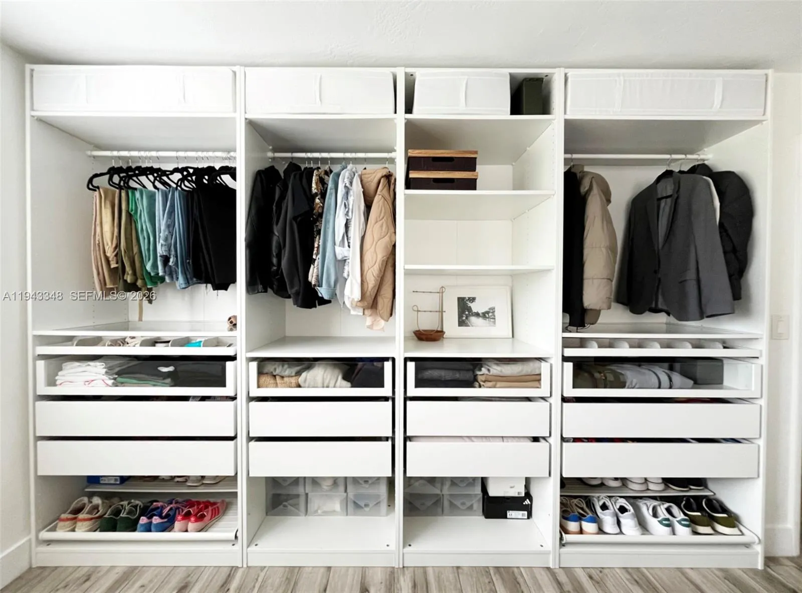 1059 Washington St, Hollywood, Florida 33019, Hollywood, Florida 33019, 2 Bedrooms Bedrooms, ,2 BathroomsBathrooms,Residential,For Sale,1059 Washington St, Hollywood, Florida 33019,A11943348