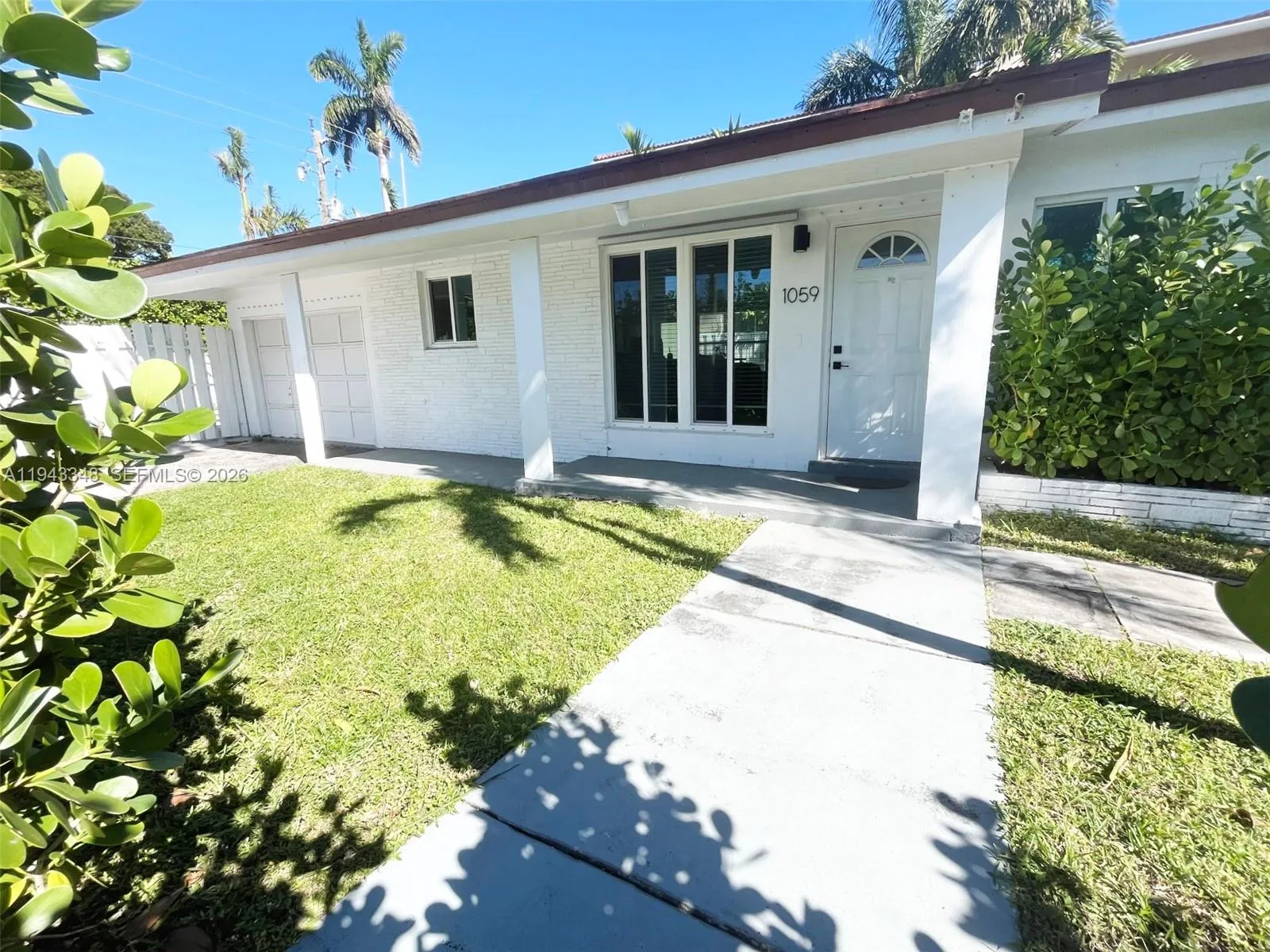 1059 Washington St, Hollywood, Florida 33019, Hollywood, Florida 33019, 2 Bedrooms Bedrooms, ,2 BathroomsBathrooms,Residential,For Sale,1059 Washington St, Hollywood, Florida 33019,A11943348
