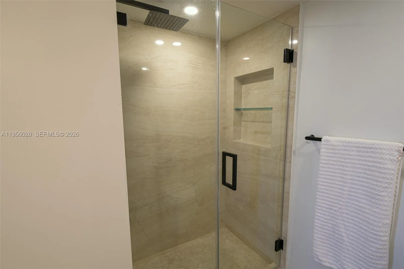 251 Crandon Blvd 704, Key Biscayne, Florida 33149, Key Biscayne, Florida 33149, 2 Bedrooms Bedrooms, ,2 BathroomsBathrooms,Residential Lease,For Rent,251 Crandon Blvd 704, Key Biscayne, Florida 33149,A11956028