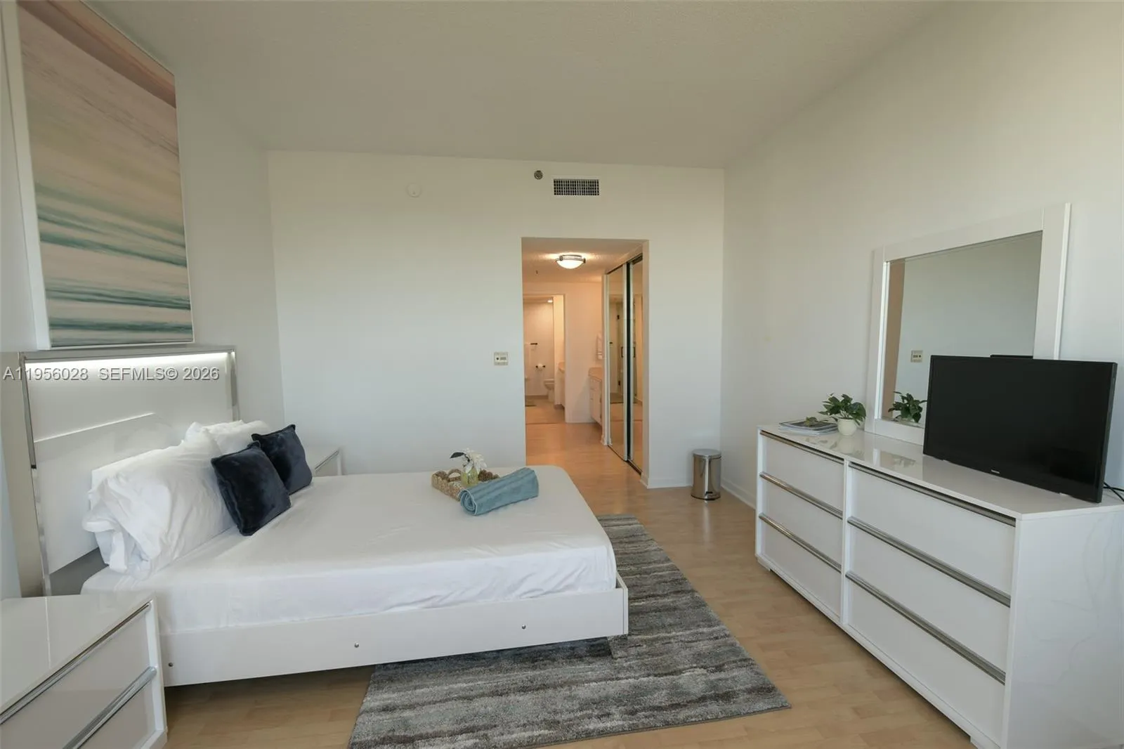 251 Crandon Blvd 704, Key Biscayne, Florida 33149, Key Biscayne, Florida 33149, 2 Bedrooms Bedrooms, ,2 BathroomsBathrooms,Residential Lease,For Rent,251 Crandon Blvd 704, Key Biscayne, Florida 33149,A11956028