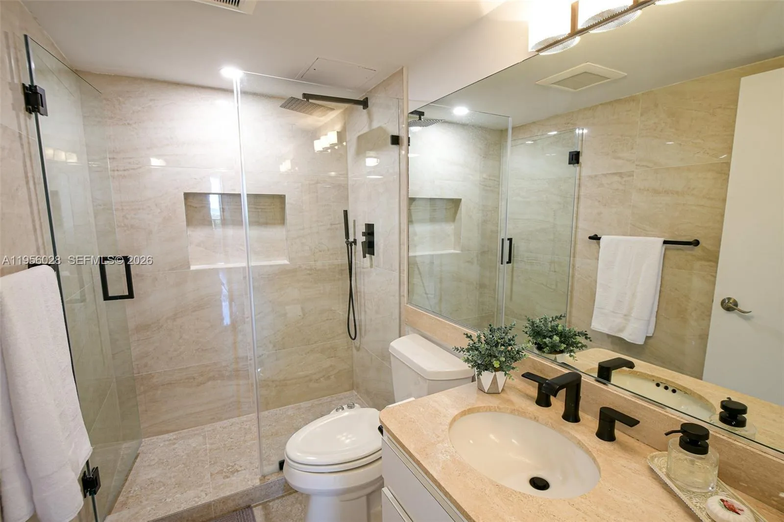 251 Crandon Blvd 704, Key Biscayne, Florida 33149, Key Biscayne, Florida 33149, 2 Bedrooms Bedrooms, ,2 BathroomsBathrooms,Residential Lease,For Rent,251 Crandon Blvd 704, Key Biscayne, Florida 33149,A11956028