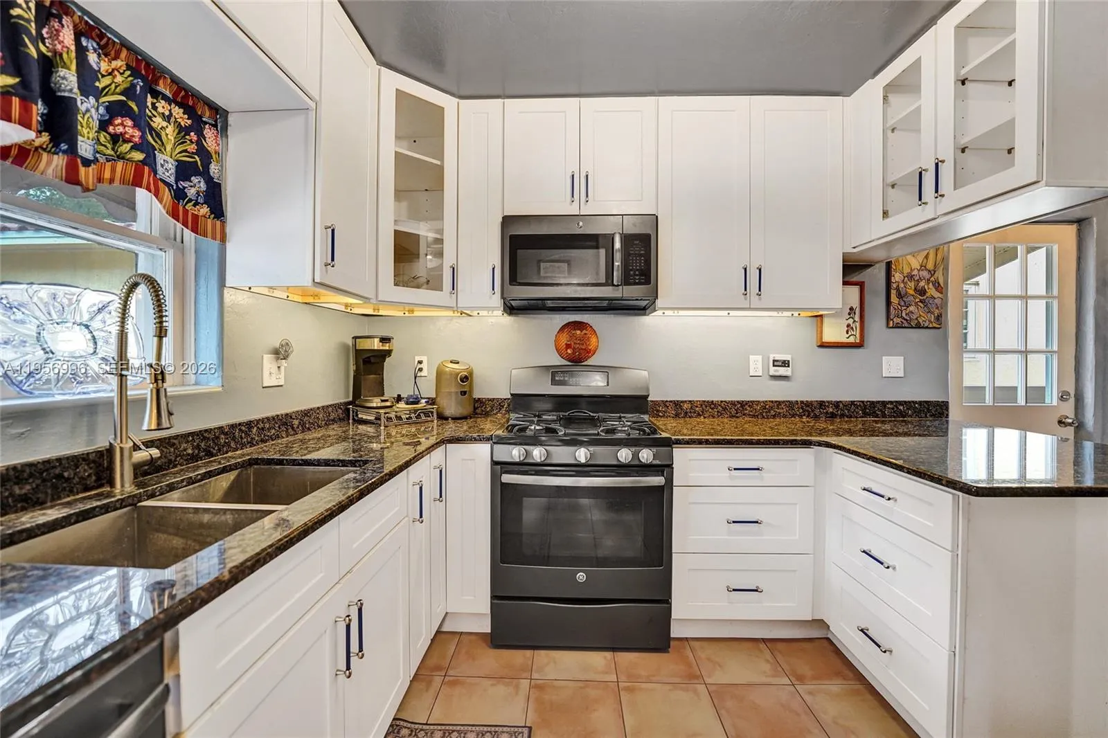 1340 Jackson St, Hollywood, Florida 33019, Hollywood, Florida 33019, 2 Bedrooms Bedrooms, ,2 BathroomsBathrooms,Residential,For Sale,1340 Jackson St, Hollywood, Florida 33019,A11956996