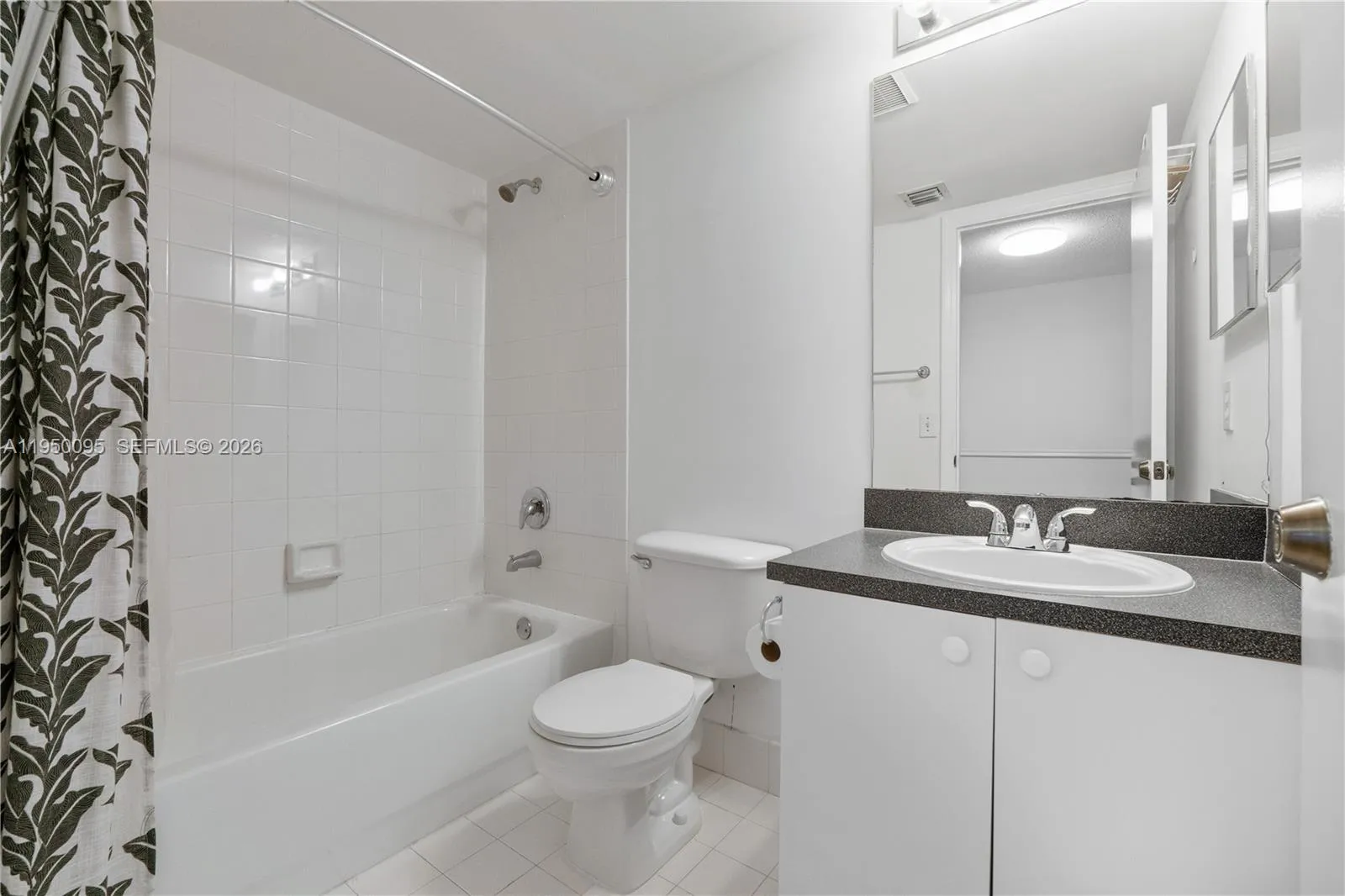 12652 Sw 54th St, Miramar, Florida 33027, Miramar, Florida 33027, 2 Bedrooms Bedrooms, ,2 BathroomsBathrooms,Residential,For Sale,12652 Sw 54th St, Miramar, Florida 33027,A11950095