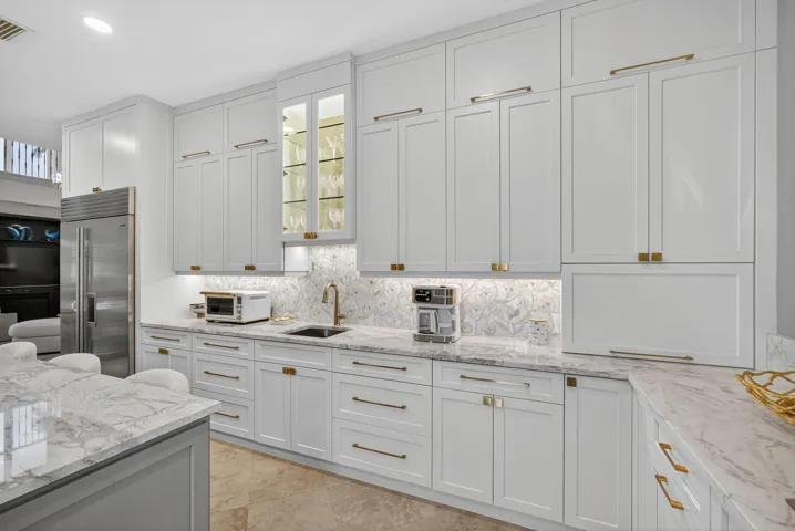 Cabinets to Ceiling
