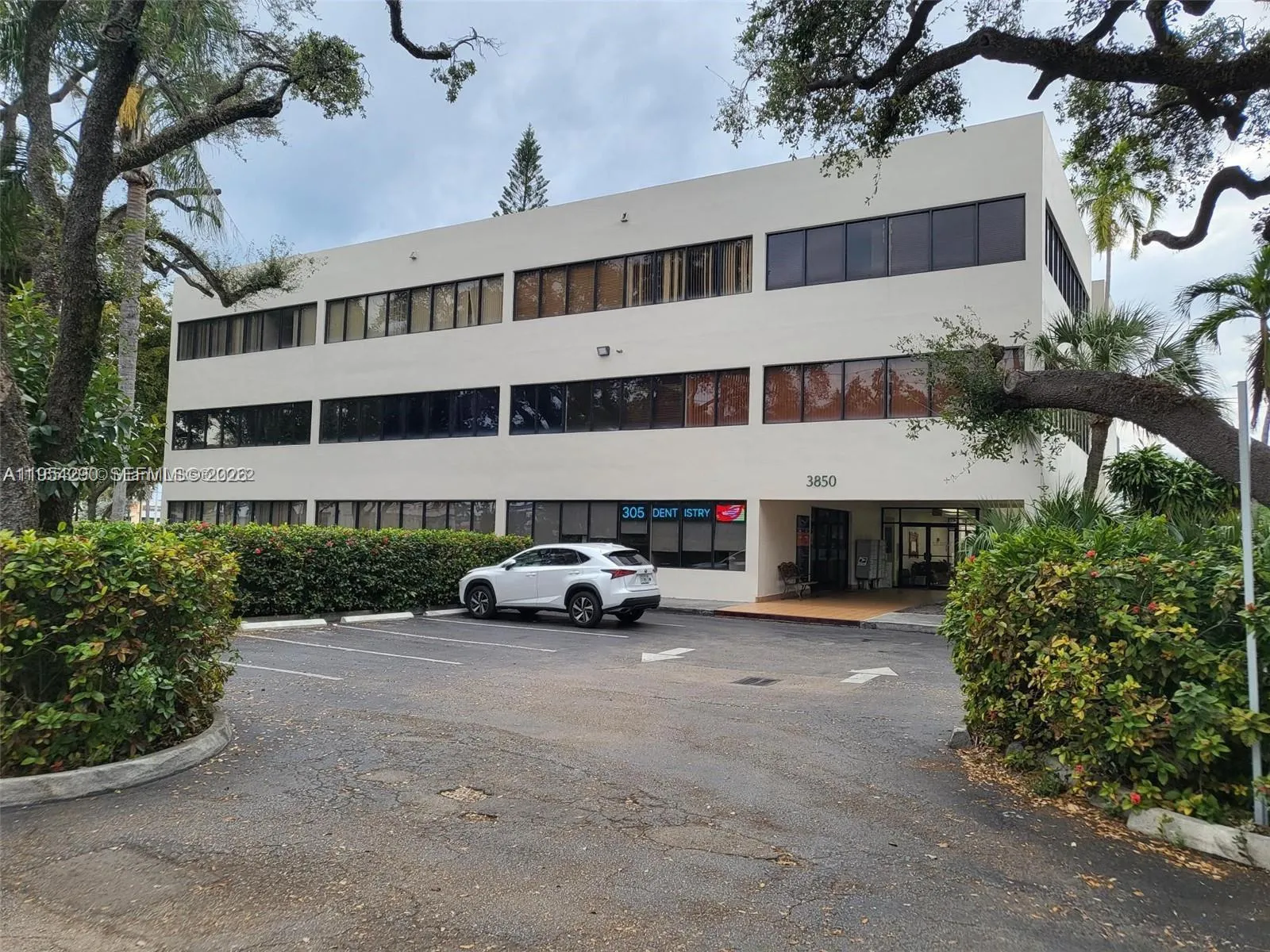 3850 Sw 87th Ave 102, Miami, Florida 33165, Miami, Florida 33165, ,Commercial Lease,For Rent,3850 Sw 87th Ave 102, Miami, Florida 33165,A11954290