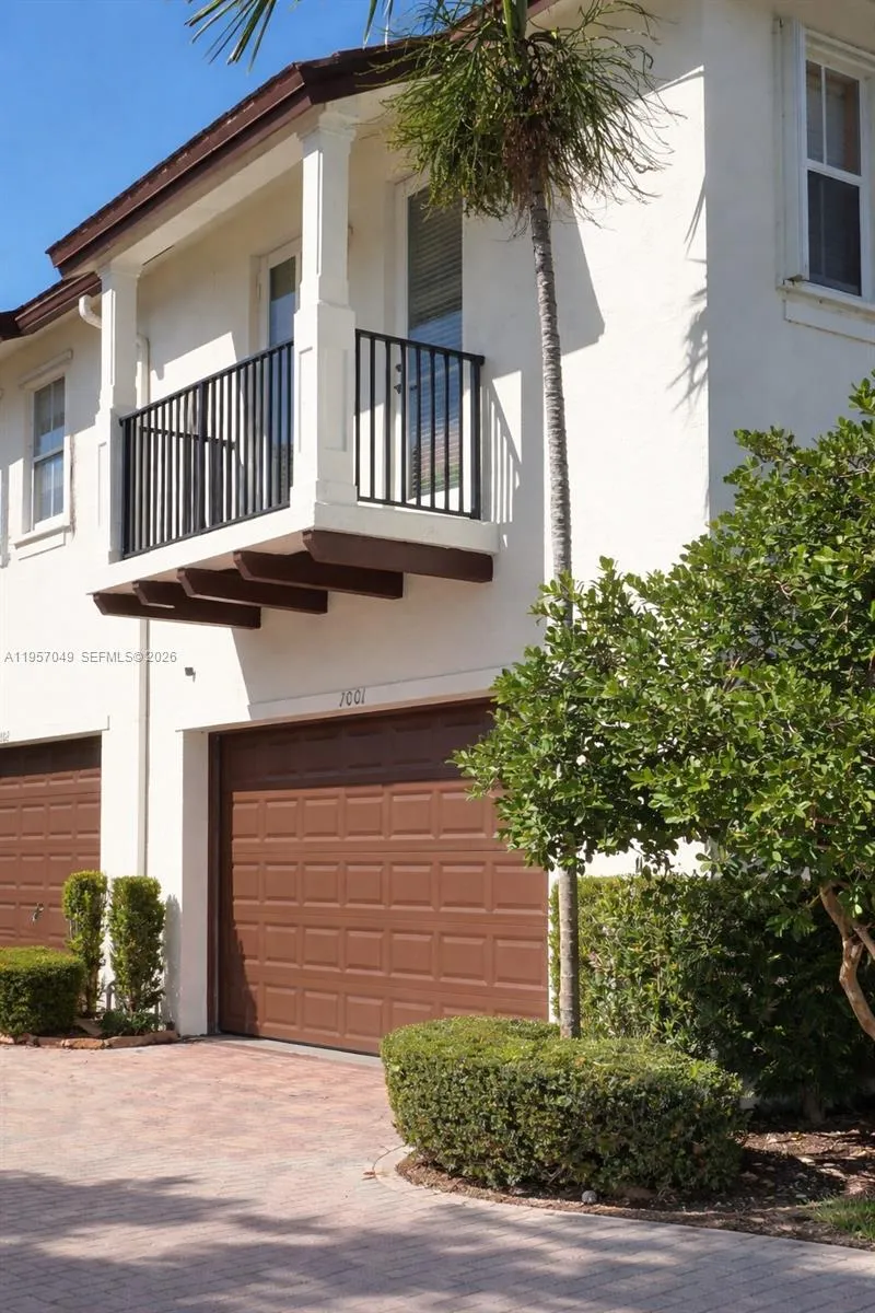 4760 Mimosa Pl 1001, Coconut Creek, Florida 33073, Coconut Creek, Florida 33073, 3 Bedrooms Bedrooms, ,2 BathroomsBathrooms,Residential,For Sale,4760 Mimosa Pl 1001, Coconut Creek, Florida 33073,A11957049