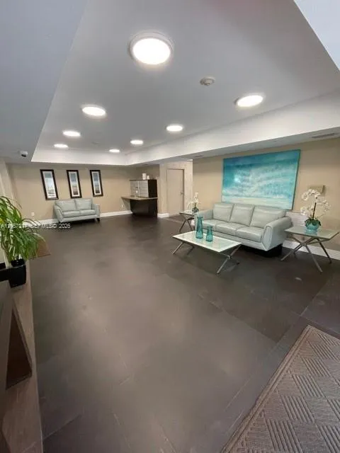 2650 Sw 37th Ave 501, Miami, Florida 33133, Miami, Florida 33133, 2 Bedrooms Bedrooms, ,2 BathroomsBathrooms,Residential,For Sale,2650 Sw 37th Ave 501, Miami, Florida 33133,A11957017