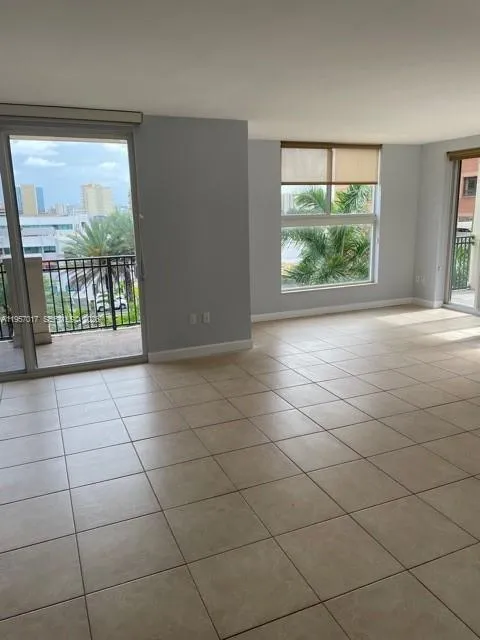 2650 Sw 37th Ave 501, Miami, Florida 33133, Miami, Florida 33133, 2 Bedrooms Bedrooms, ,2 BathroomsBathrooms,Residential,For Sale,2650 Sw 37th Ave 501, Miami, Florida 33133,A11957017