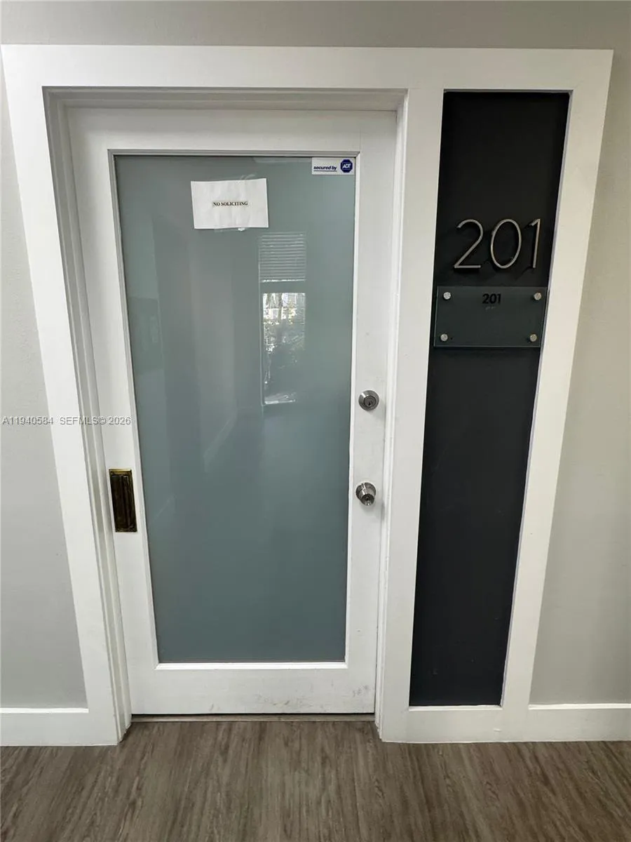 2625 Ponce De Leon Blvd 201, Coral Gables, Florida, Coral Gables, Florida 33134, ,Commercial Lease,For Rent,2625 Ponce De Leon Blvd 201, Coral Gables, Florida,A11940584