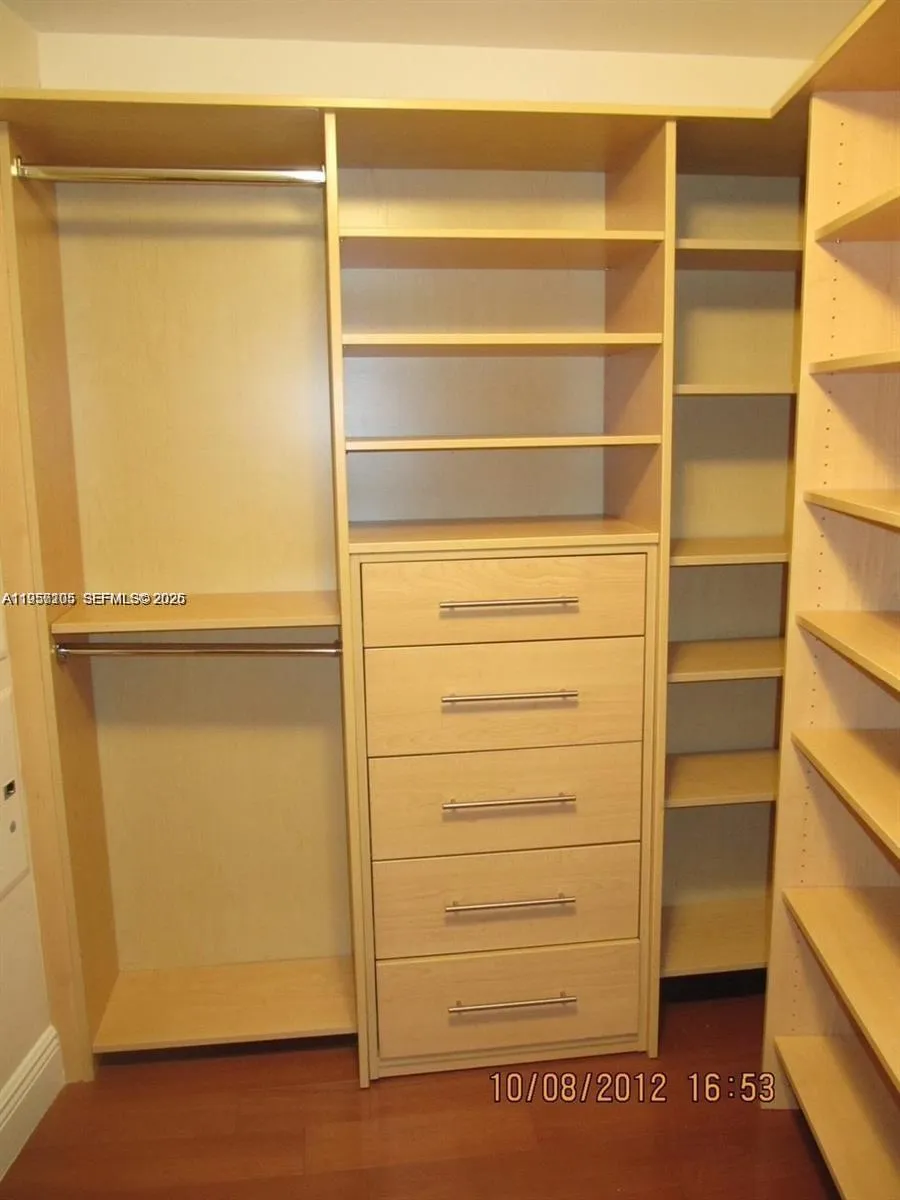 1750 N Bayshore Dr 3005, Miami, Florida 33132, Miami, Florida 33132, 1 Bedroom Bedrooms, ,1 BathroomBathrooms,Residential Lease,For Rent,1750 N Bayshore Dr 3005, Miami, Florida 33132,A11957105