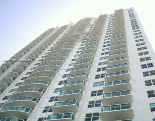 31 Se 5th St 2603, Miami, Florida 33131, Miami, Florida 33131, 1 Bedroom Bedrooms, ,1 BathroomBathrooms,Residential Lease,For Rent,31 Se 5th St 2603, Miami, Florida 33131,A11957121