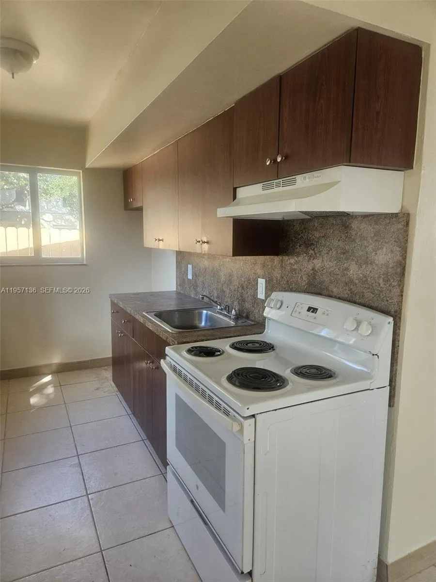 2230 Madison St 01, Hollywood, Florida 33020, Hollywood, Florida 33020, 2 Bedrooms Bedrooms, ,1 BathroomBathrooms,Residential Lease,For Rent,2230 Madison St 01, Hollywood, Florida 33020,A11957136 2230 Madison St 01, Hollywood, Florida 33020, Hollywood, Florida 33020, 2 Bedrooms Bedrooms, ,1 BathroomBathrooms,Residential Lease,For Rent,2230 Madison St 01, Hollywood, Florida 33020,A11957136
