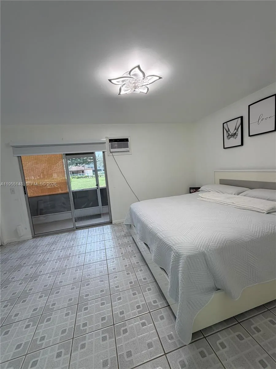 200 Sw 132nd Way 109l, Pembroke Pines, Florida 330, Pembroke Pines, Florida 33027, 1 Bedroom Bedrooms, ,1 BathroomBathrooms,Residential,For Sale,200 Sw 132nd Way 109l, Pembroke Pines, Florida 330,A11955148