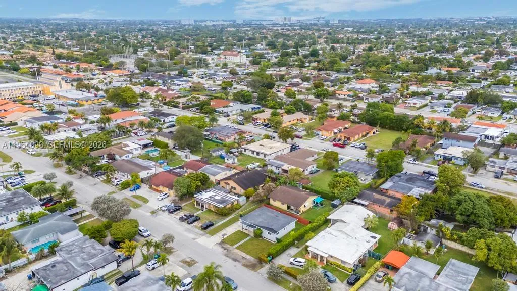 9435 Sw 39th St, Miami, Florida 33165, Miami, Florida 33165, ,Residential Income,For Sale,9435 Sw 39th St, Miami, Florida 33165,A11954898