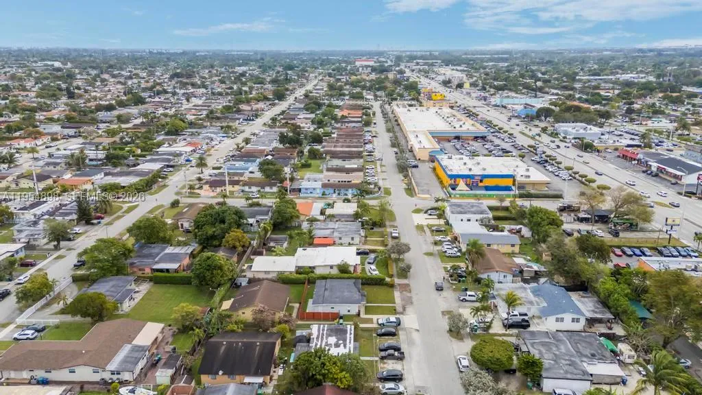 9435 Sw 39th St, Miami, Florida 33165, Miami, Florida 33165, ,Residential Income,For Sale,9435 Sw 39th St, Miami, Florida 33165,A11954898
