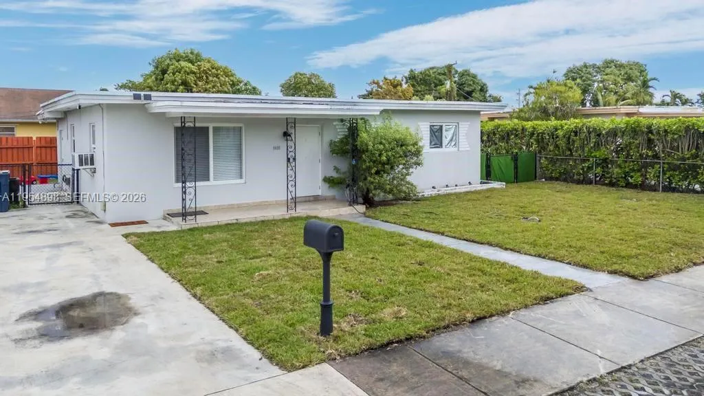 9435 Sw 39th St, Miami, Florida 33165, Miami, Florida 33165, ,Residential Income,For Sale,9435 Sw 39th St, Miami, Florida 33165,A11954898