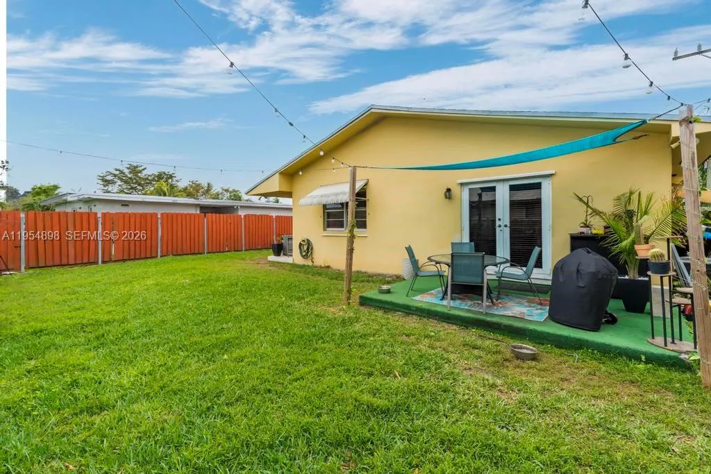 9435 Sw 39th St, Miami, Florida 33165, Miami, Florida 33165, ,Residential Income,For Sale,9435 Sw 39th St, Miami, Florida 33165,A11954898