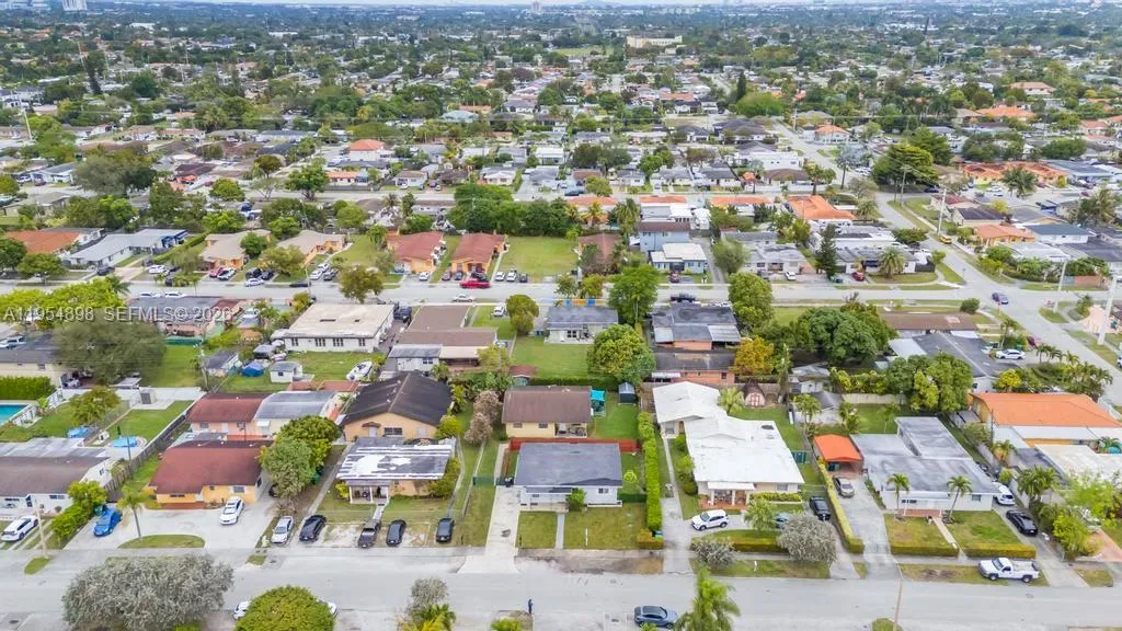 9435 Sw 39th St, Miami, Florida 33165, Miami, Florida 33165, ,Residential Income,For Sale,9435 Sw 39th St, Miami, Florida 33165,A11954898