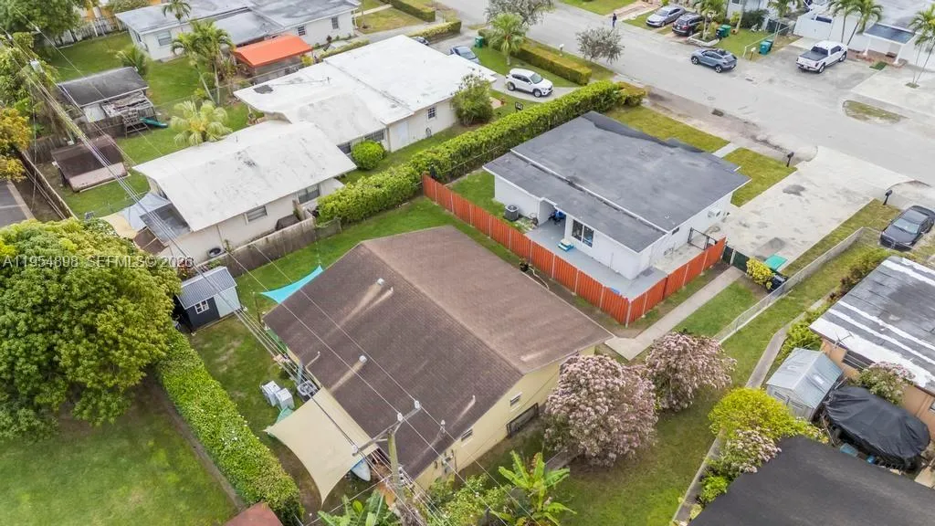 9435 Sw 39th St, Miami, Florida 33165, Miami, Florida 33165, ,Residential Income,For Sale,9435 Sw 39th St, Miami, Florida 33165,A11954898