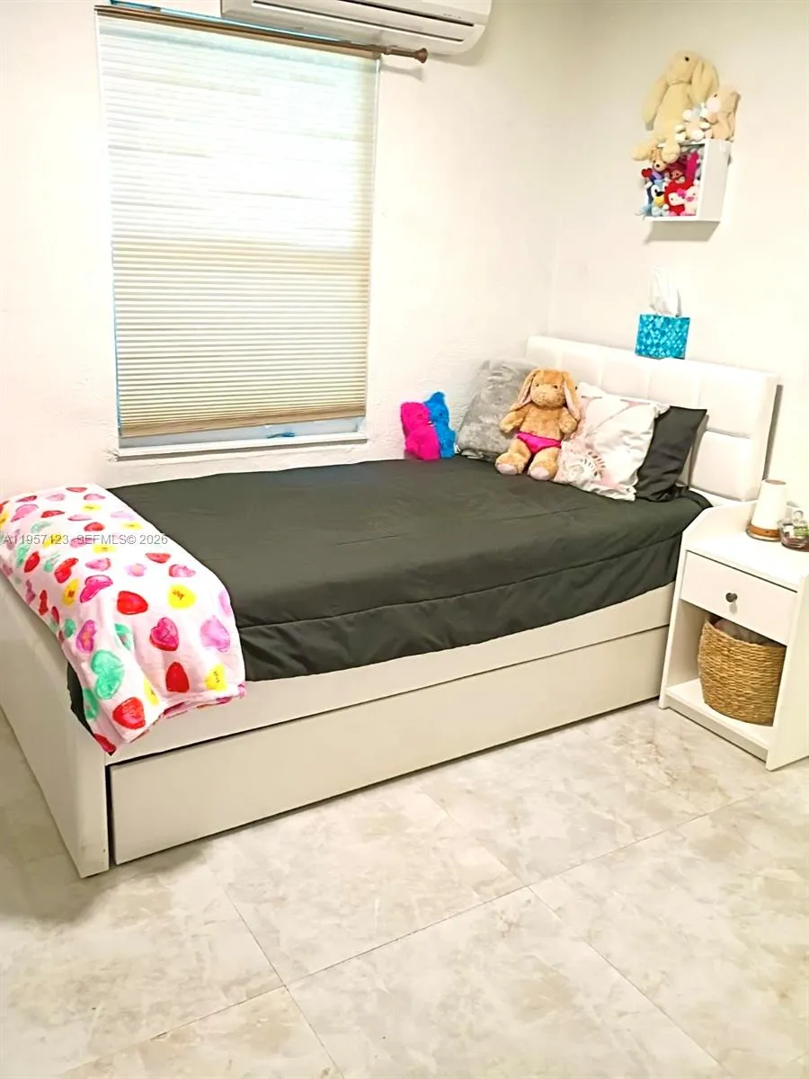 1120 N 61st Ave, Hollywood, Florida 33024, Hollywood, Florida 33024, 2 Bedrooms Bedrooms, ,1 BathroomBathrooms,Residential,For Sale,1120 N 61st Ave, Hollywood, Florida 33024,A11957123