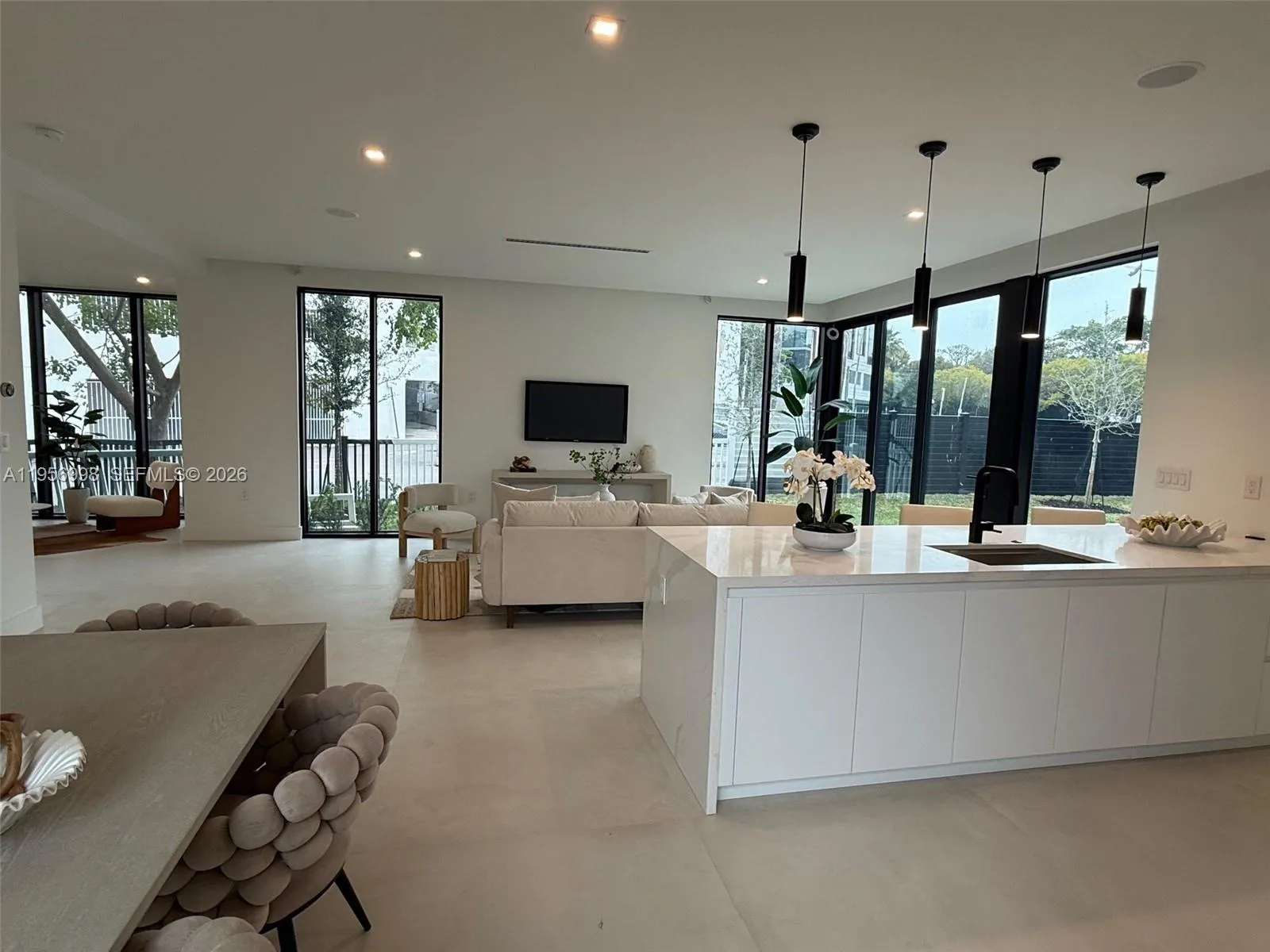 3200 Thomas Ave, Miami, Florida 33133, Miami, Florida 33133, 4 Bedrooms Bedrooms, ,3 BathroomsBathrooms,Residential,For Sale,3200 Thomas Ave, Miami, Florida 33133,A11956998