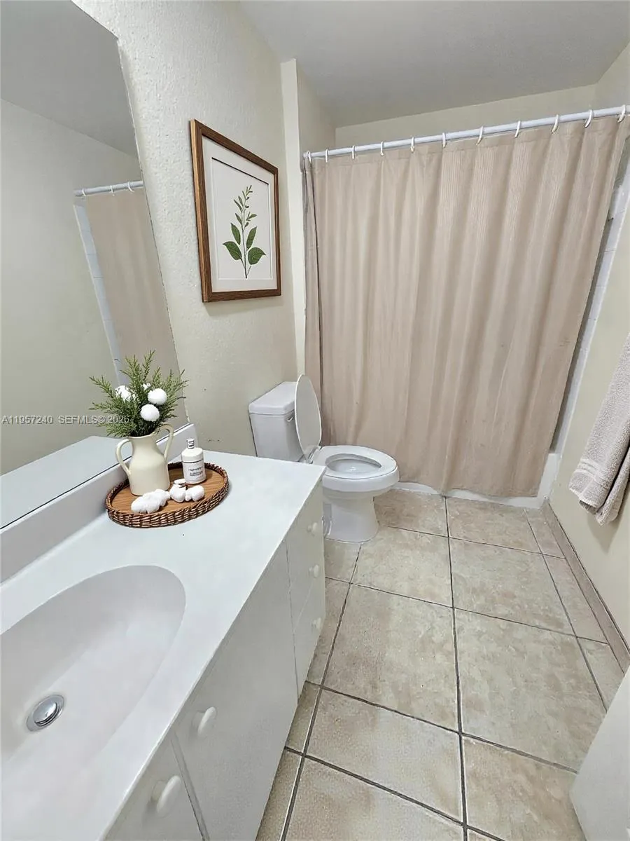 6930 Nw 179th St 107-8, Hialeah, Florida 33015, Hialeah, Florida 33015, 3 Bedrooms Bedrooms, ,2 BathroomsBathrooms,Residential,For Sale,6930 Nw 179th St 107-8, Hialeah, Florida 33015,A11957240