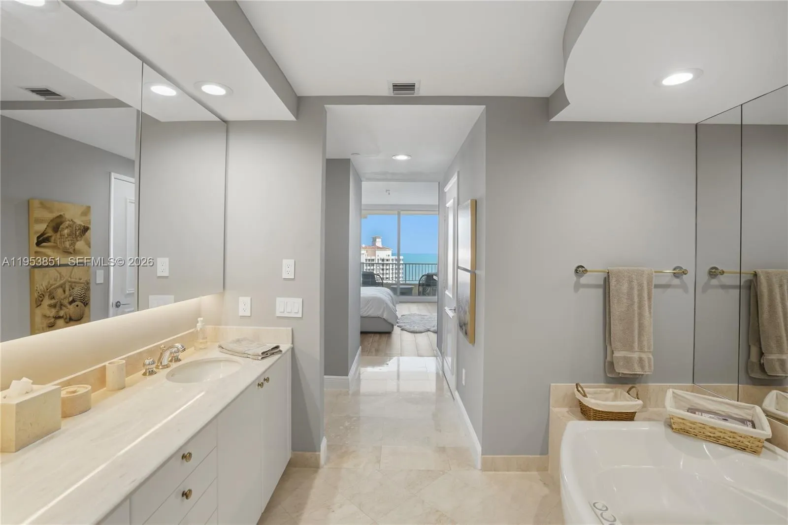 789 Crandon Blvd 1805, Key Biscayne, Florida 33149, Key Biscayne, Florida 33149, 2 Bedrooms Bedrooms, ,2 BathroomsBathrooms,Residential,For Sale,789 Crandon Blvd 1805, Key Biscayne, Florida 33149,A11953851