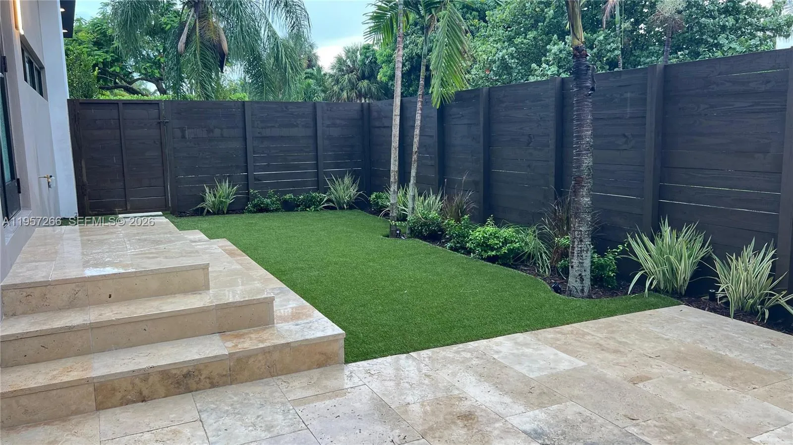 1700 Ne 18th St, Fort Lauderdale, Florida 33305, Fort Lauderdale, Florida 33305, 5 Bedrooms Bedrooms, ,4 BathroomsBathrooms,Residential,For Sale,1700 Ne 18th St, Fort Lauderdale, Florida 33305,A11957266