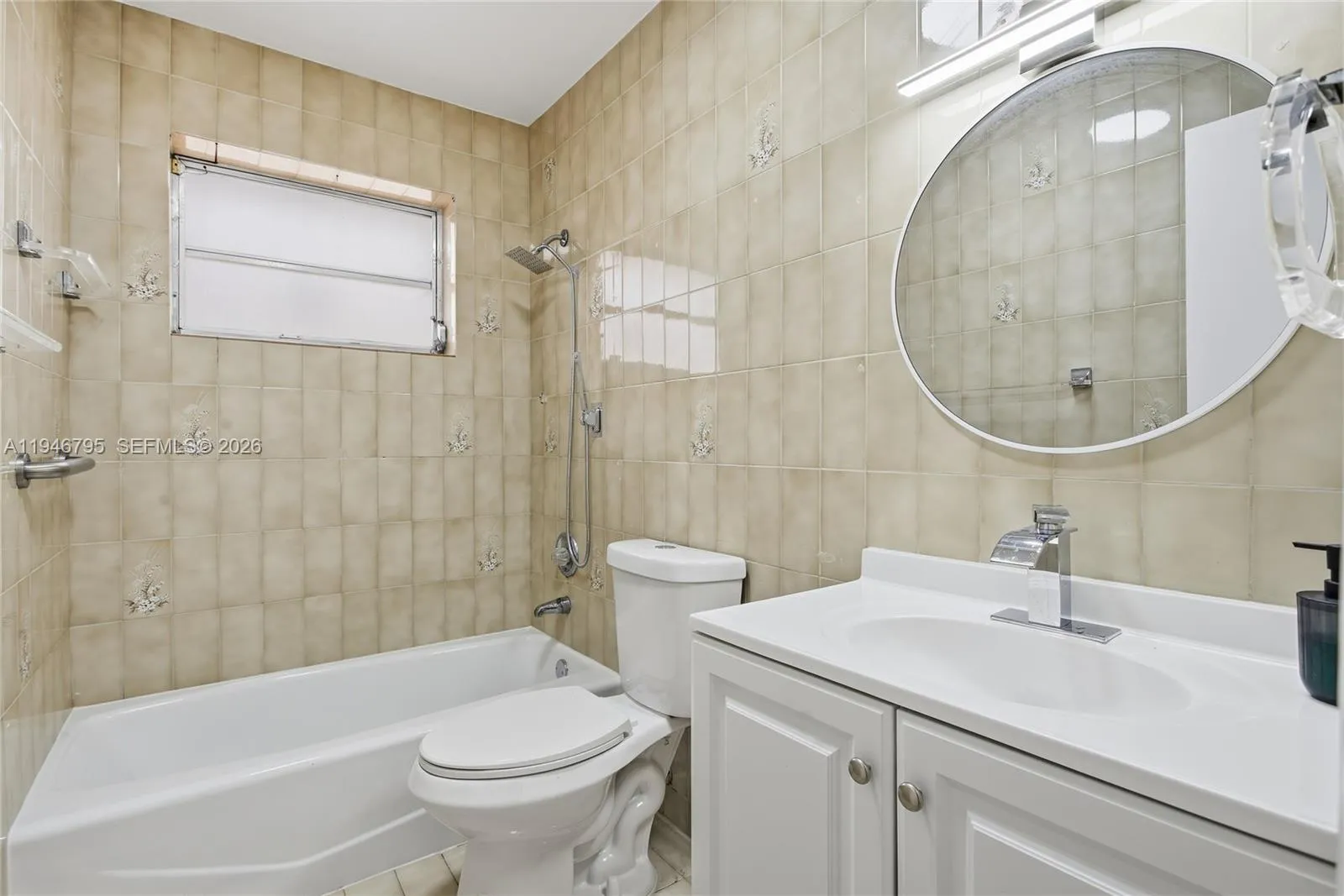 836 W 37th St, Hialeah, Florida 33012, Hialeah, Florida 33012, 3 Bedrooms Bedrooms, ,2 BathroomsBathrooms,Residential,For Sale,836 W 37th St, Hialeah, Florida 33012,A11946795