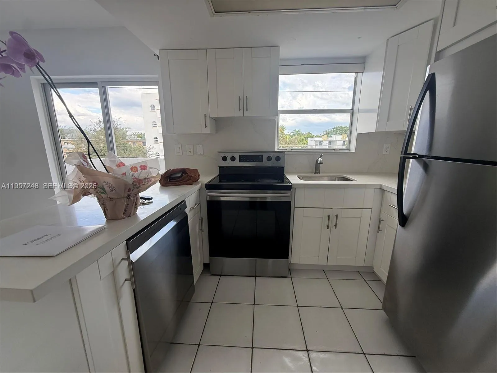 3052 Sw 27th Ave 301, Miami, Florida 33133, Miami, Florida 33133, 1 Bedroom Bedrooms, ,2 BathroomsBathrooms,Residential,For Sale,3052 Sw 27th Ave 301, Miami, Florida 33133,A11957248