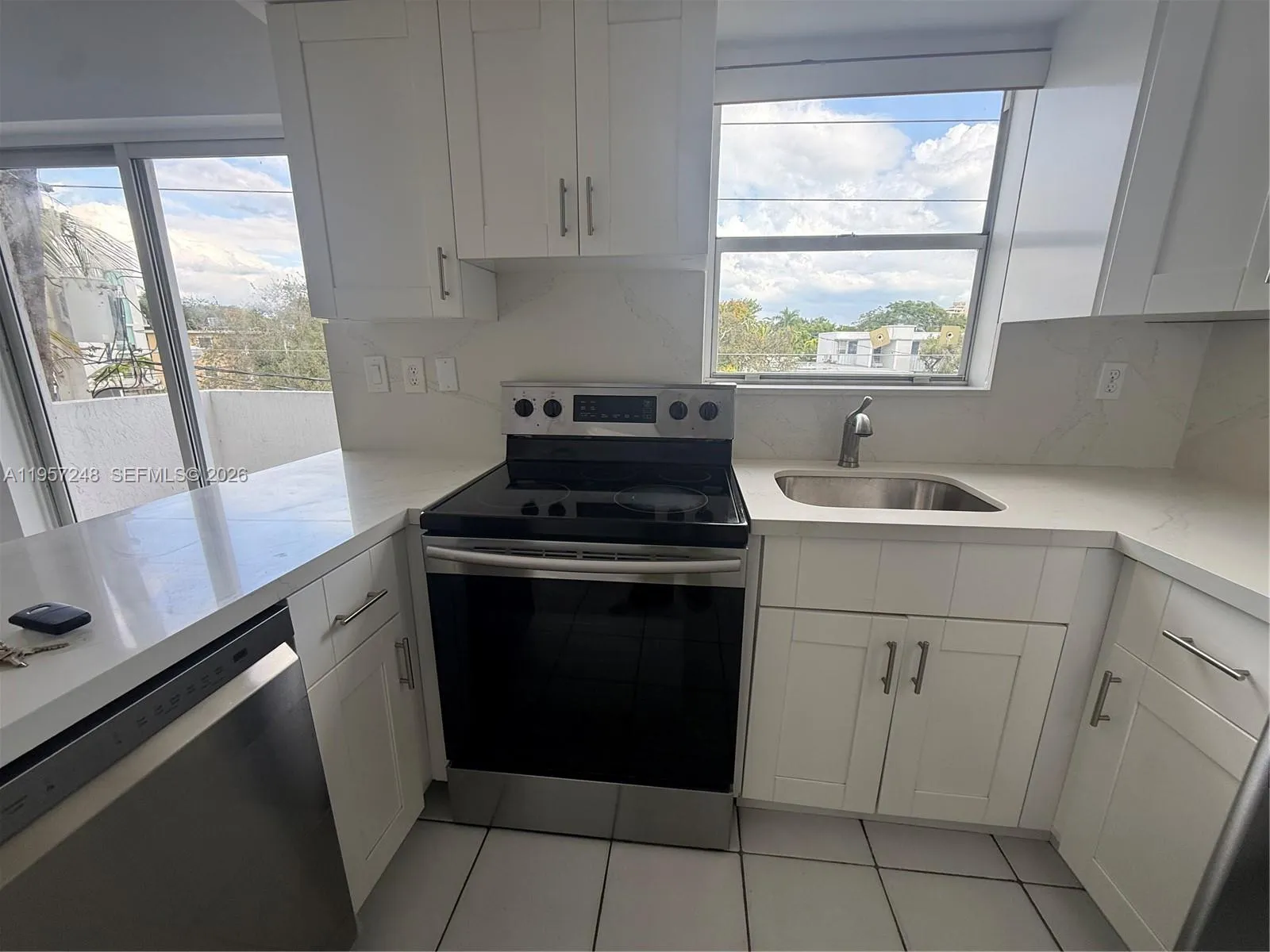 3052 Sw 27th Ave 301, Miami, Florida 33133, Miami, Florida 33133, 1 Bedroom Bedrooms, ,2 BathroomsBathrooms,Residential,For Sale,3052 Sw 27th Ave 301, Miami, Florida 33133,A11957248