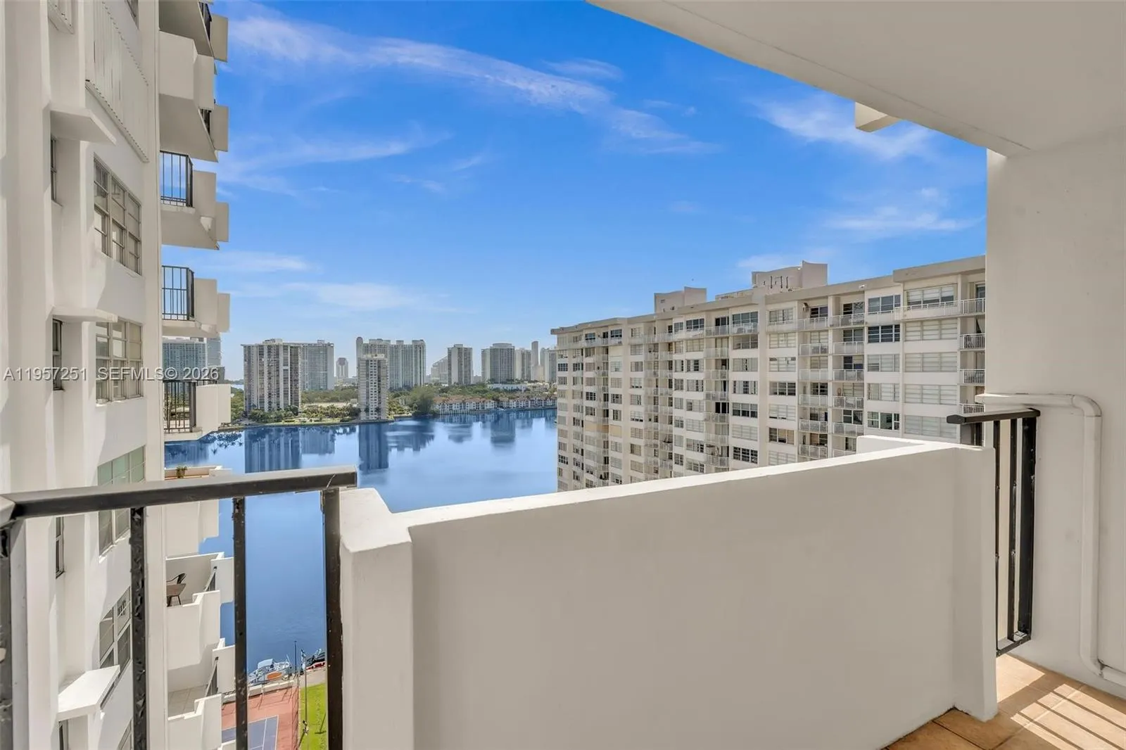 2750 Ne 183rd St 1801, Aventura, Florida 33160, Aventura, Florida 33160, 1 Bedroom Bedrooms, ,1 BathroomBathrooms,Residential,For Sale,2750 Ne 183rd St 1801, Aventura, Florida 33160,A11957251