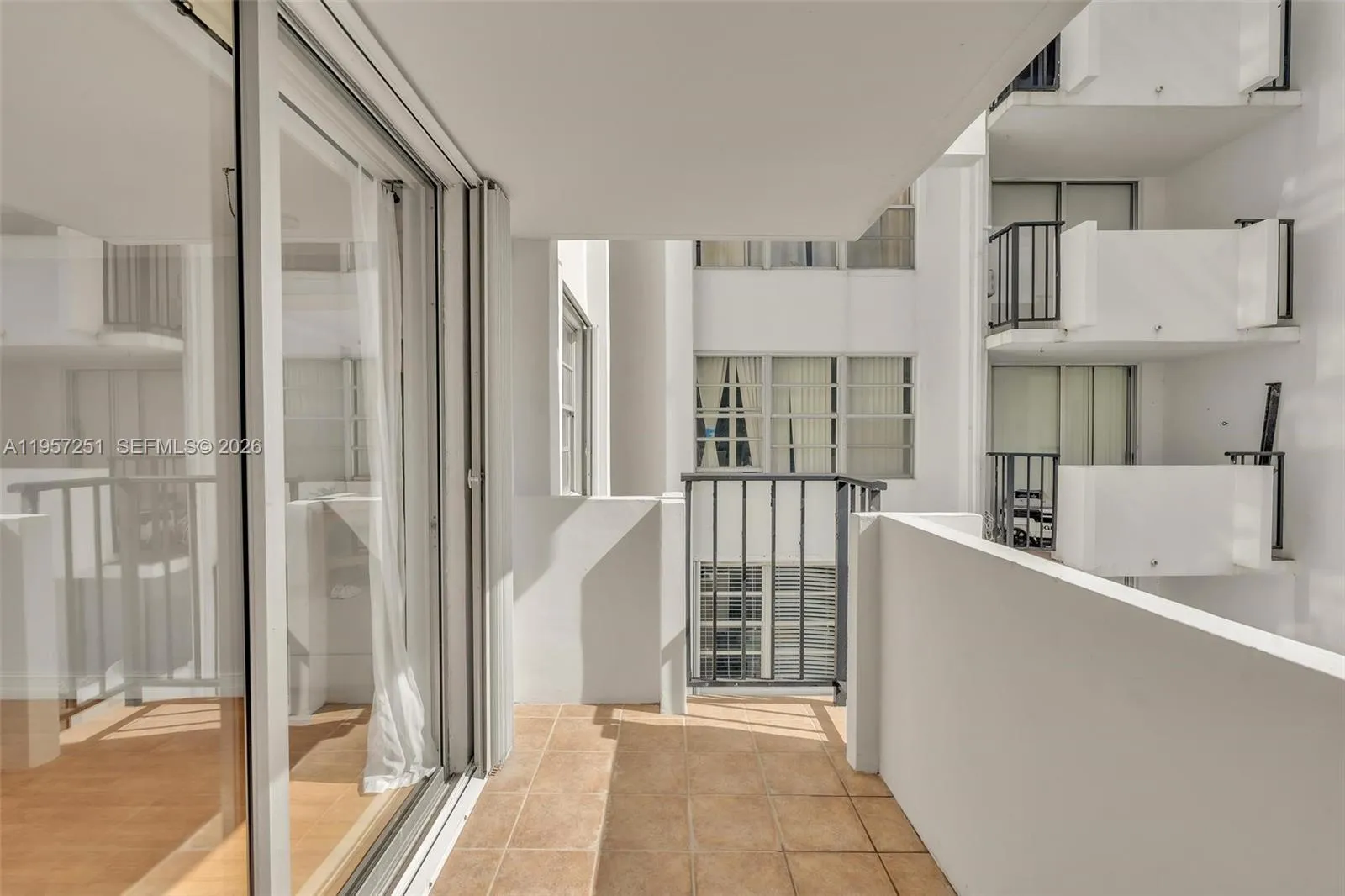 2750 Ne 183rd St 1801, Aventura, Florida 33160, Aventura, Florida 33160, 1 Bedroom Bedrooms, ,1 BathroomBathrooms,Residential,For Sale,2750 Ne 183rd St 1801, Aventura, Florida 33160,A11957251